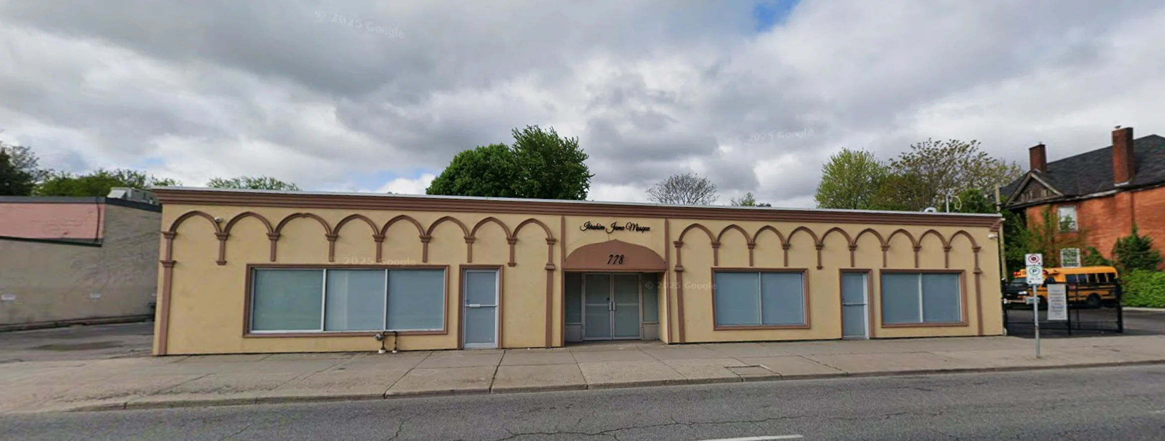 Exterior view of Ibrahim Jame Mosque Hamilton building